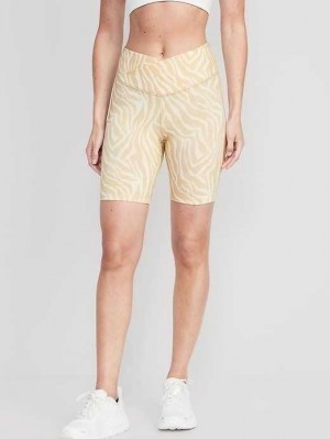 Old Navy Extra High-Waisted PowerChill Biker Shorts Zebra | HGZ978063