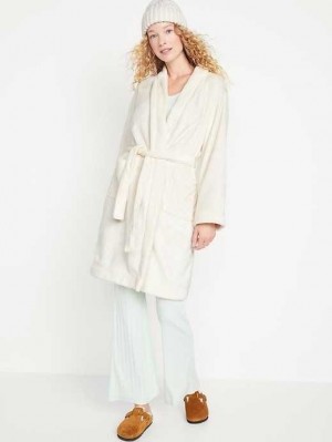 Old Navy Sherpa Tie-Belt Robe Creme De La Creme | ZCI867942