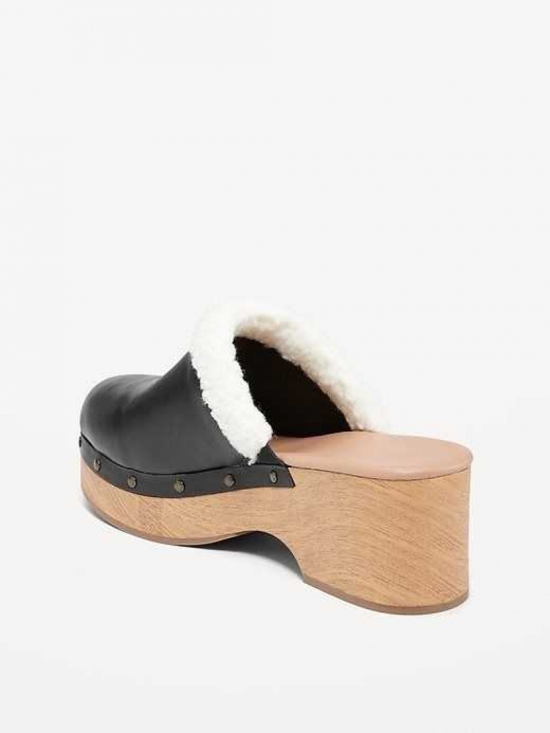 Old Navy Faux-Leather Sherpa-Lined Clogs Blackjack | VON635870