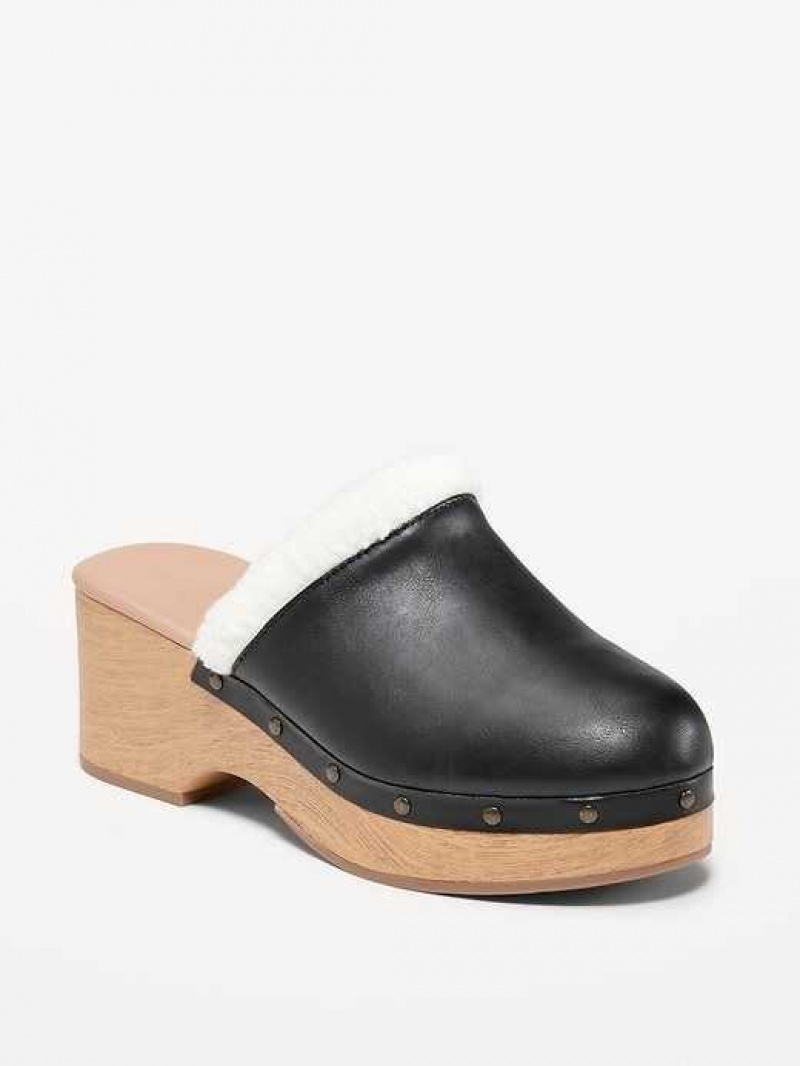 Old Navy Faux-Leather Sherpa-Lined Clogs Blackjack | VON635870