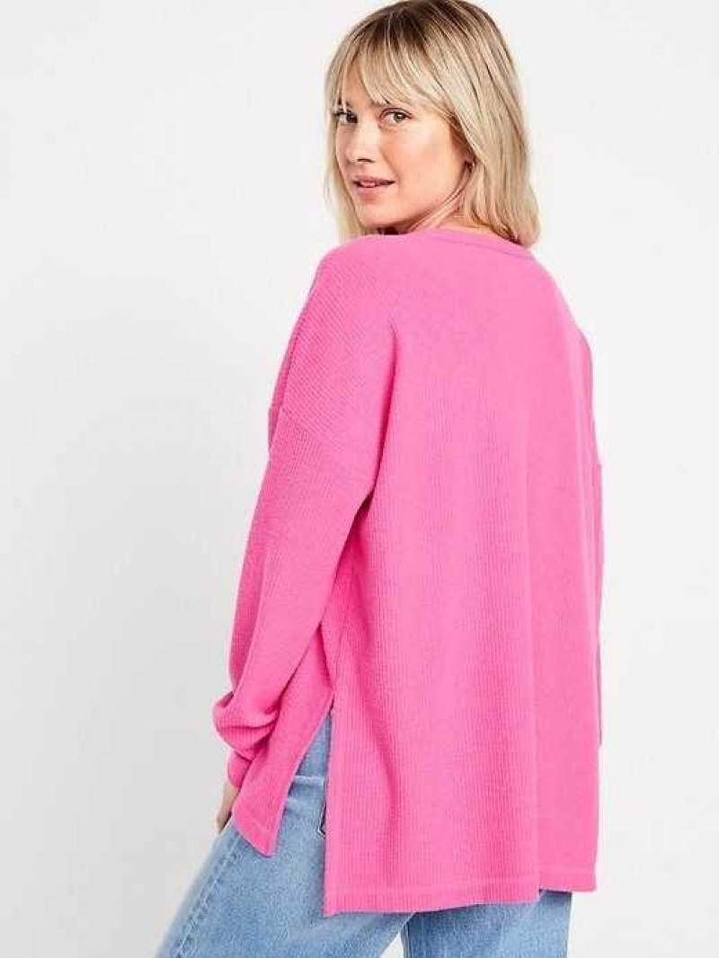 Old Navy Long Sleeve Oversized Boyfriend Henley Flamingo Feather | ZRN538479